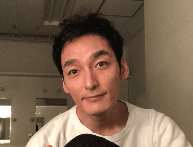 草なぎ剛に結婚後に子供がいない理由！20億の豪邸や妻の外見・職業も解説！