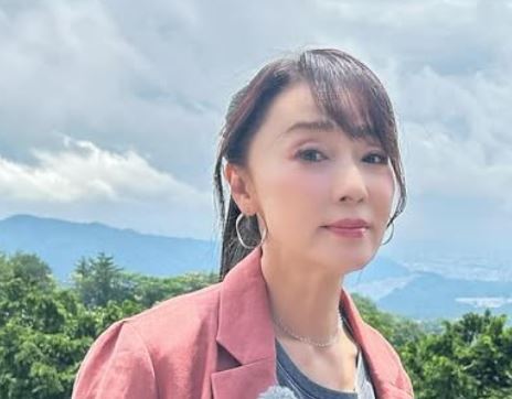 浅野ゆう子の旦那の職業や顔画像・年収や馴れ初めを徹底解説！