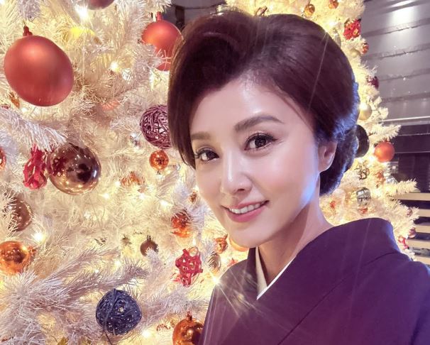 藤原紀香の実際の身長体重は？サバ読み説を画像で徹底検証！