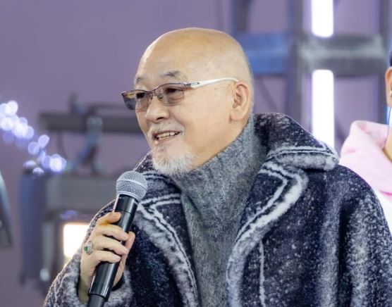 松山千春が結婚した金田孝子とは？馴れ初めや人物像・子供を解説！