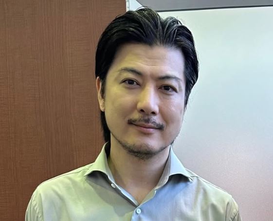 玉山鉄二の奥さんの写真｜馴れ初めや年齢・子供についても解説