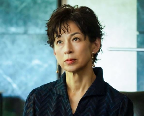 鈴木保奈美の若い頃の画像と経歴｜高校時代・20代の活躍から現在まで