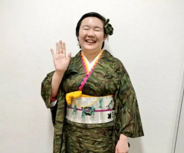 やす子の年収はいくら？港区の自宅や貯金・金銭感覚まで徹底解説！