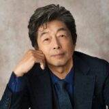 中村雅俊の病気は血管狭窄？現在の健康状態と活動への影響を解説