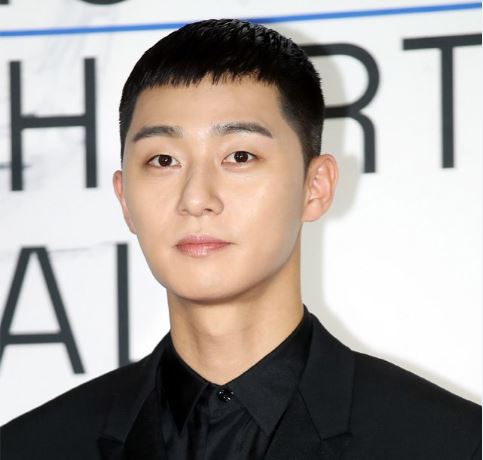 パク・ソジュンの実家は金持ち？幼少期の苦労や父の事業失敗を徹底解説