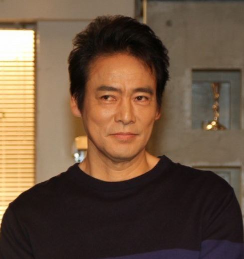 村上弘明は双子？兄弟構成と噂の真相をわかりやすく解説