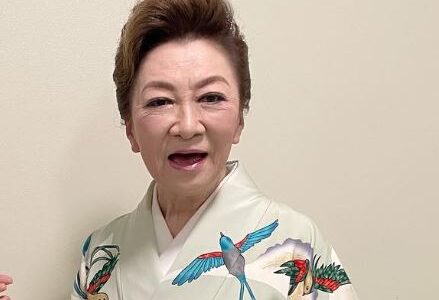 大月みやこの年収はいくら？現在と全盛期の収入・印税を徹底解説