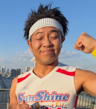 サンシャイン池崎の彼女は誰？同棲報道の真相と猫との関係