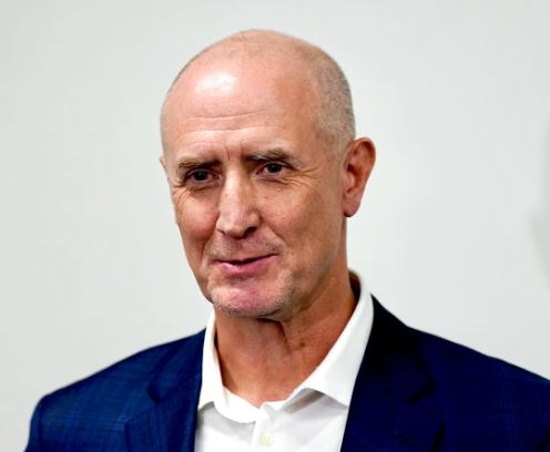 トム・ホーバスの妻は誰？人物像や馴れ初め・家族構成を解説