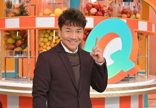 上田晋也の妻との馴れ初めは？出会いからプロポーズなし結婚の真相