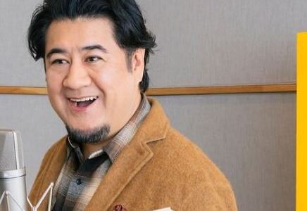 小手伸也の嫁は早稲田の後輩？馴れ初めや子供・不倫報道後の現在を調査