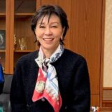 佐藤ゆかりの夫は元銀行員！再婚の真相や現在の活動を徹底解説