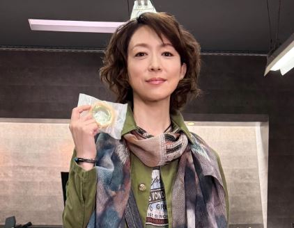 釈尊会と若村麻由美の関係とは？夫・小野兼弘の遺産放棄や結婚の真相を解説