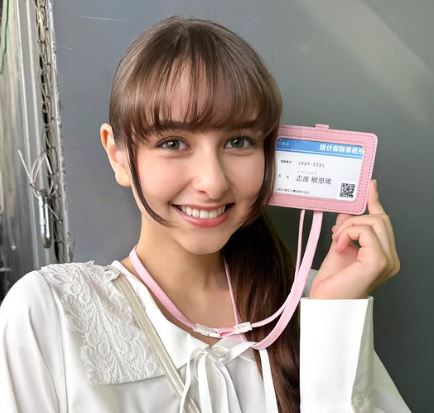 嵐莉菜の本名はリナ・カーフィザデー？芸名の由来や改名理由・国籍を調査