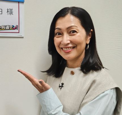 鶴田真由の父親は誰？鶴田浩二の娘という噂は本当か徹底解説！